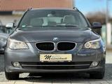 BMW 520d Touring PANO XENON LEDER NAVI M-SPORT - BMW 520 aus 2010: Kombi, 520d