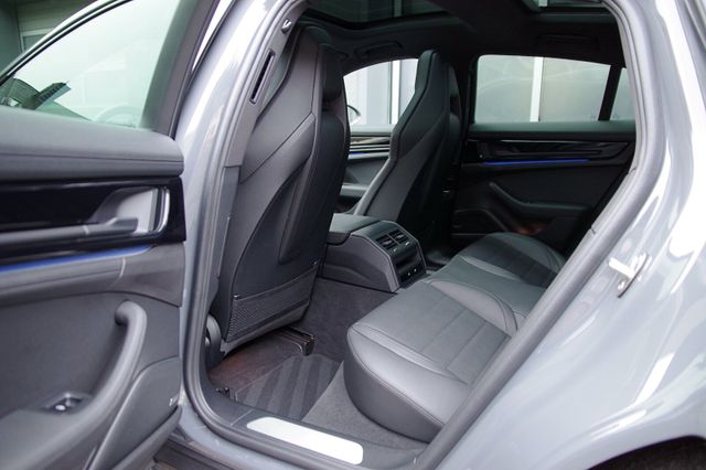 Porsche Panamera 4 E-Hybrid*21"SportDesign,ACC,BOSE,PANO