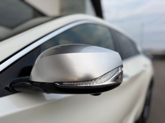 Infiniti Q30 1.6 16V Luxe Tech|Panorama|Kamera|BOSE|DAB