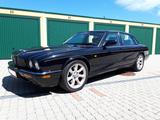 Jaguar XJR 4.0 XJR - Jaguar XJR: 4.0