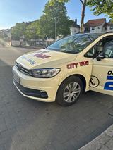 Volkswagen Touran 2.0 TDI SCR DSG TAXI - : Taxi, Privatanbieter