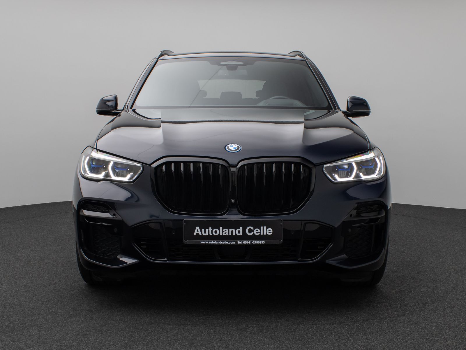 Fahrzeugabbildung BMW X5 xD45e M Sport Laser 360°HUD DAB HiFi SoftClos