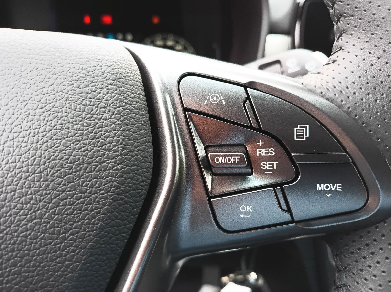 Fahrzeugabbildung KGM TIVOLI 1.5 NOMAD+AUTOMATIK+LM FELGEN+ANDROID++++
