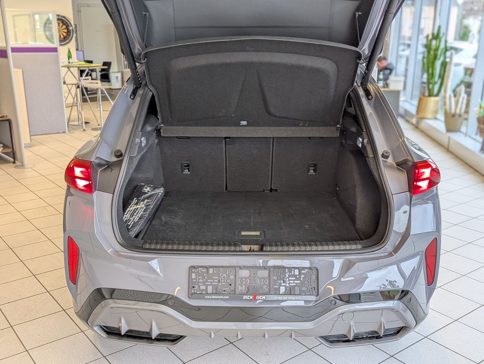 CUPRA Terramar 1.5eTSI HUD DCC Matrix Pano Sennh. 20" - Image 17