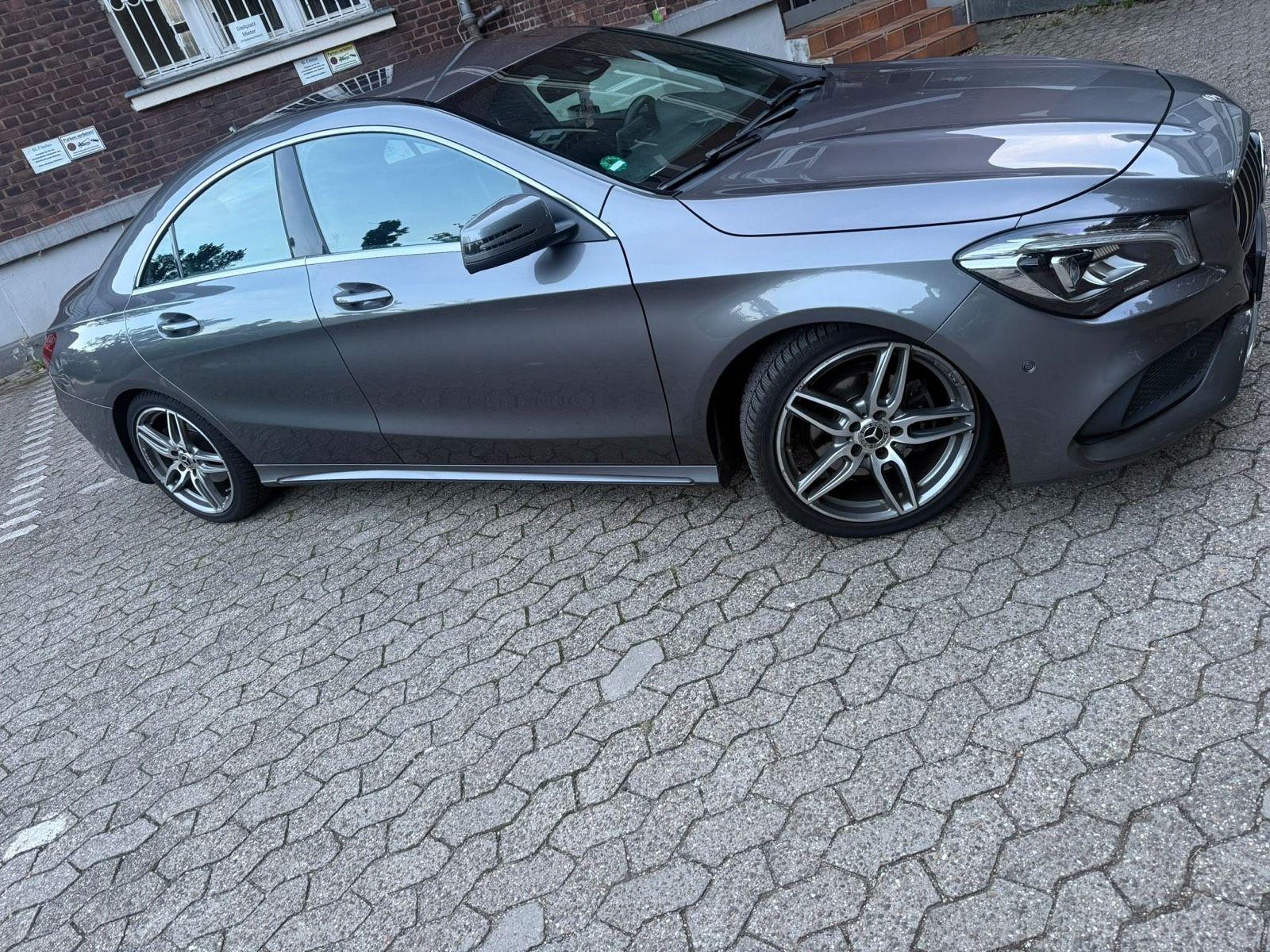 Mercedes-Benz CLA 180