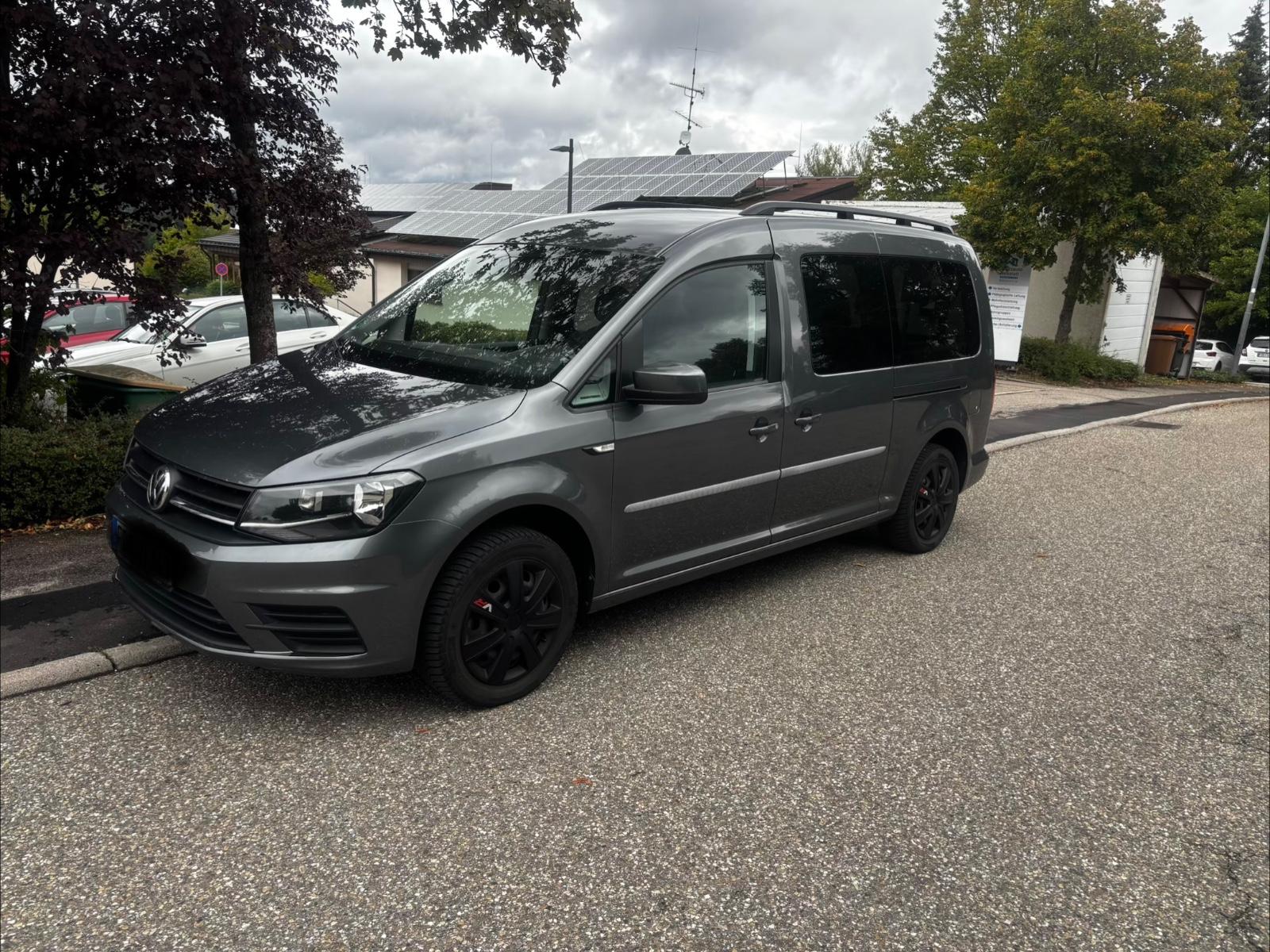Volkswagen Caddy Maxi Rollstuhlrampe FutureSafe EasyPull