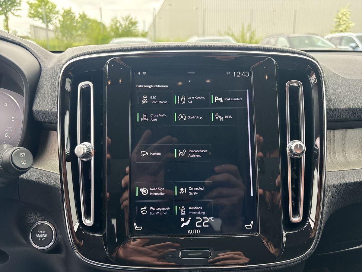 Volvo XC40 D3 FWD Inscription BLIS CAM I-SAFE PDC SHZ foto 19