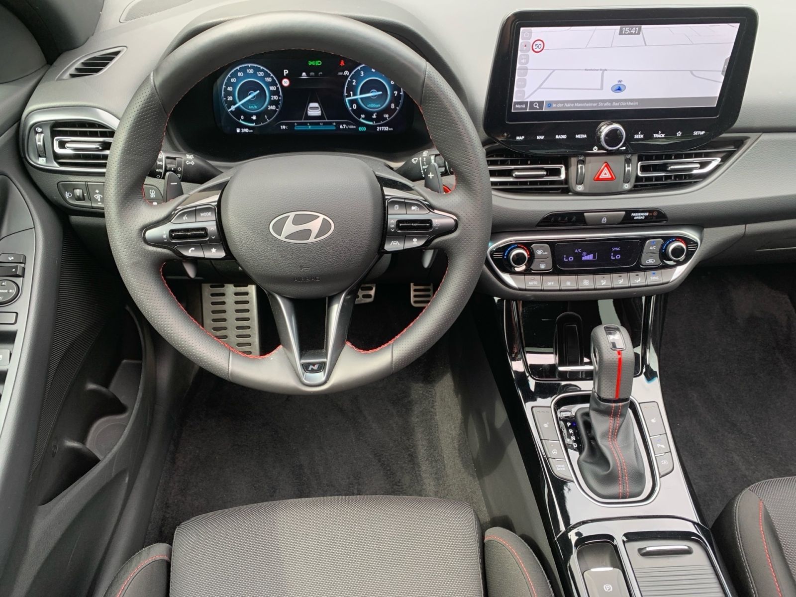 Fahrzeugabbildung Hyundai i30 1.5 T-GDI 7-DCT N Line Mild-Hybrid PanDach