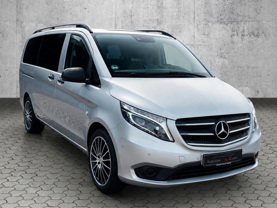 Mercedes-Benz Vito Tourer 119CDI Lang Select*AHK*8 Sitzer*LED*