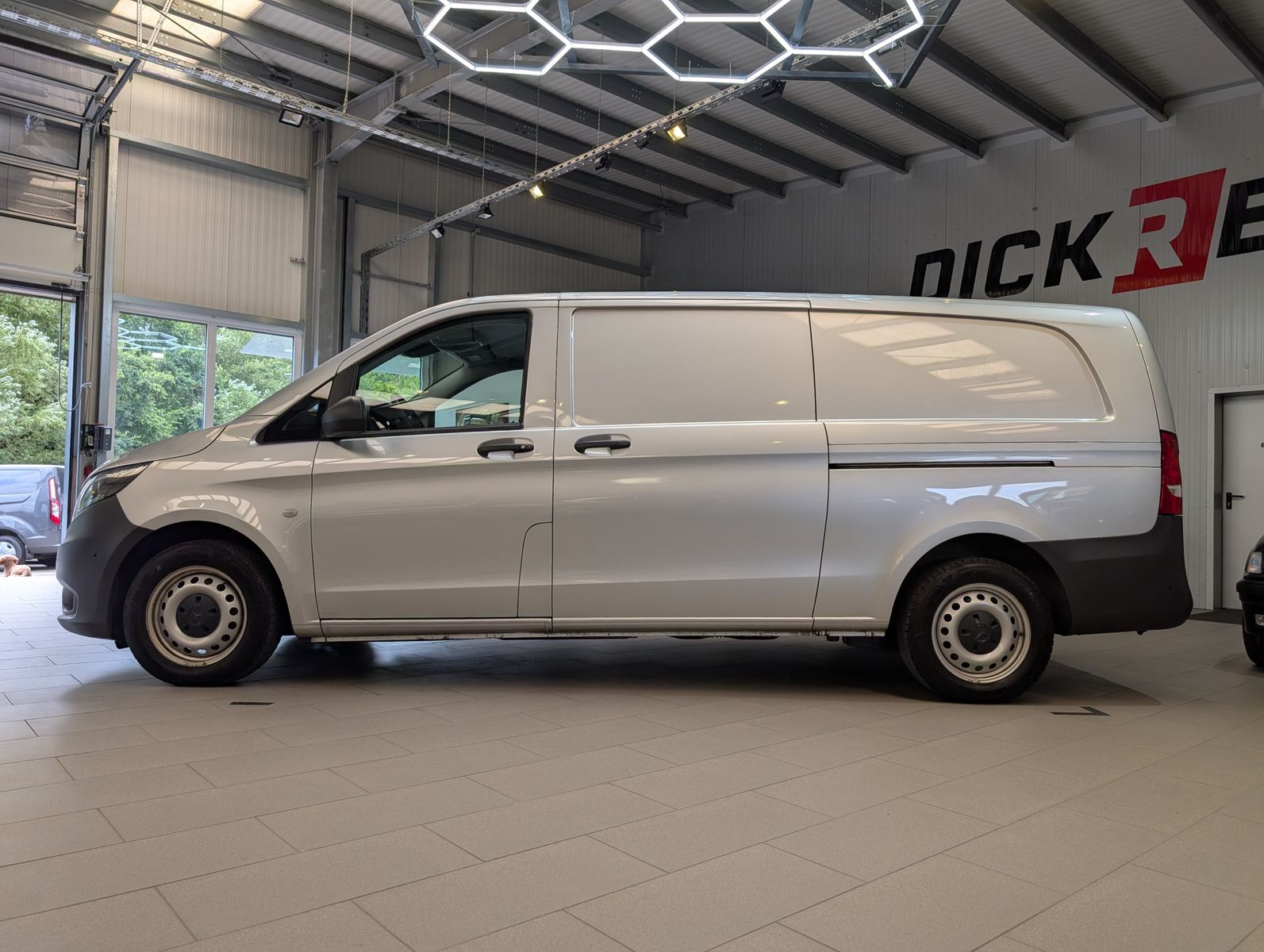 Fahrzeugabbildung Mercedes-Benz Vito 116 CDI*PRO*EXTRALANG*KAMERA*STNDHZ/SORTIMO