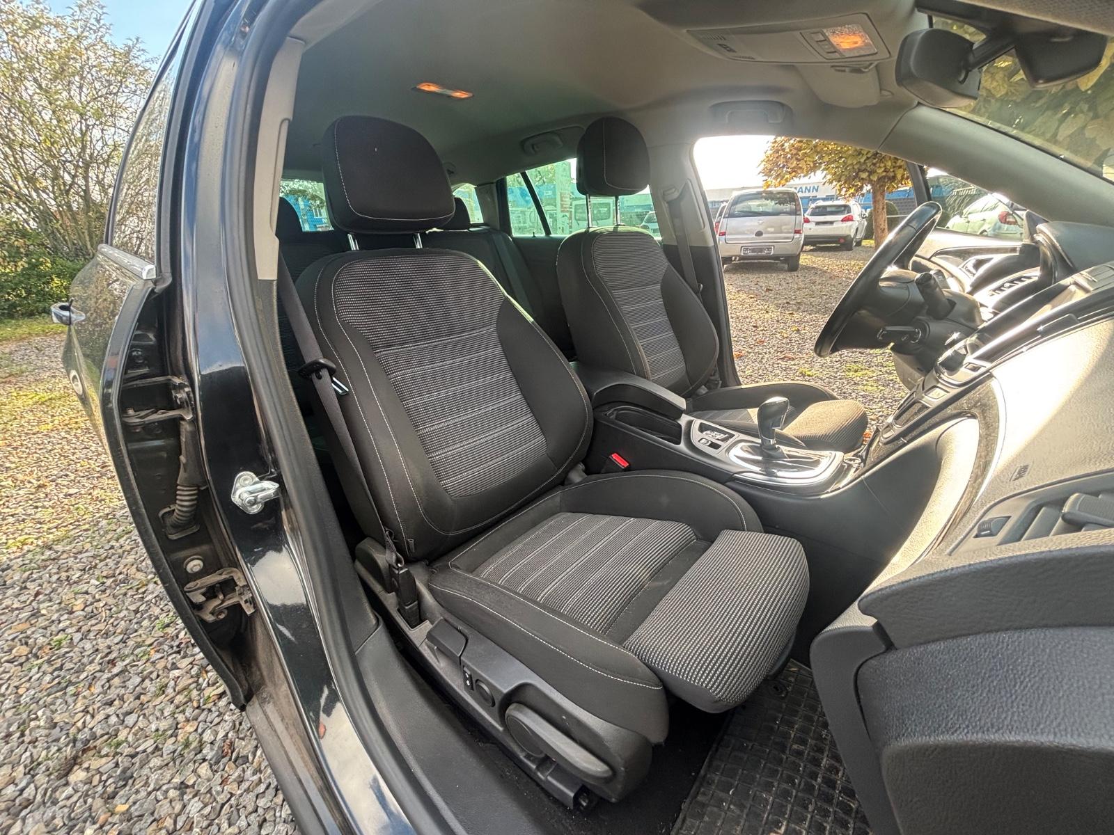 Opel Insignia 2015 — photo 17