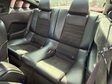 Ford Mustang - 10