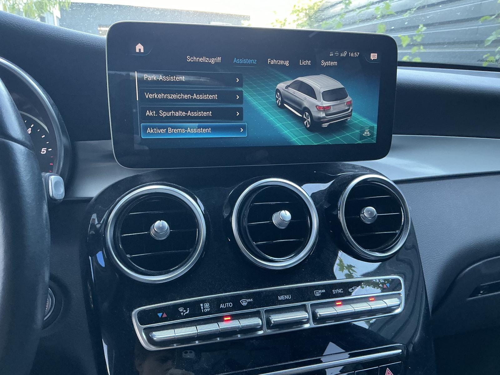 Mercedes-Benz GLC 220 d 4Matic Navi Spurassist. ACC LED SHZ