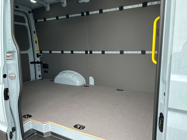 Crafter 35 Kasten 4Motion HD, LED, Standhzg, Kli