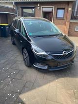 Opel Zafira Tourer 2,0 CDTI Automatik - Opel Zafira Tourer in Hannover
