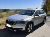 Skoda Octavia 2.0 TSI DSG 4x4 Scout Combi Scout - Skoda Octavia: Allradantrieb, Scout