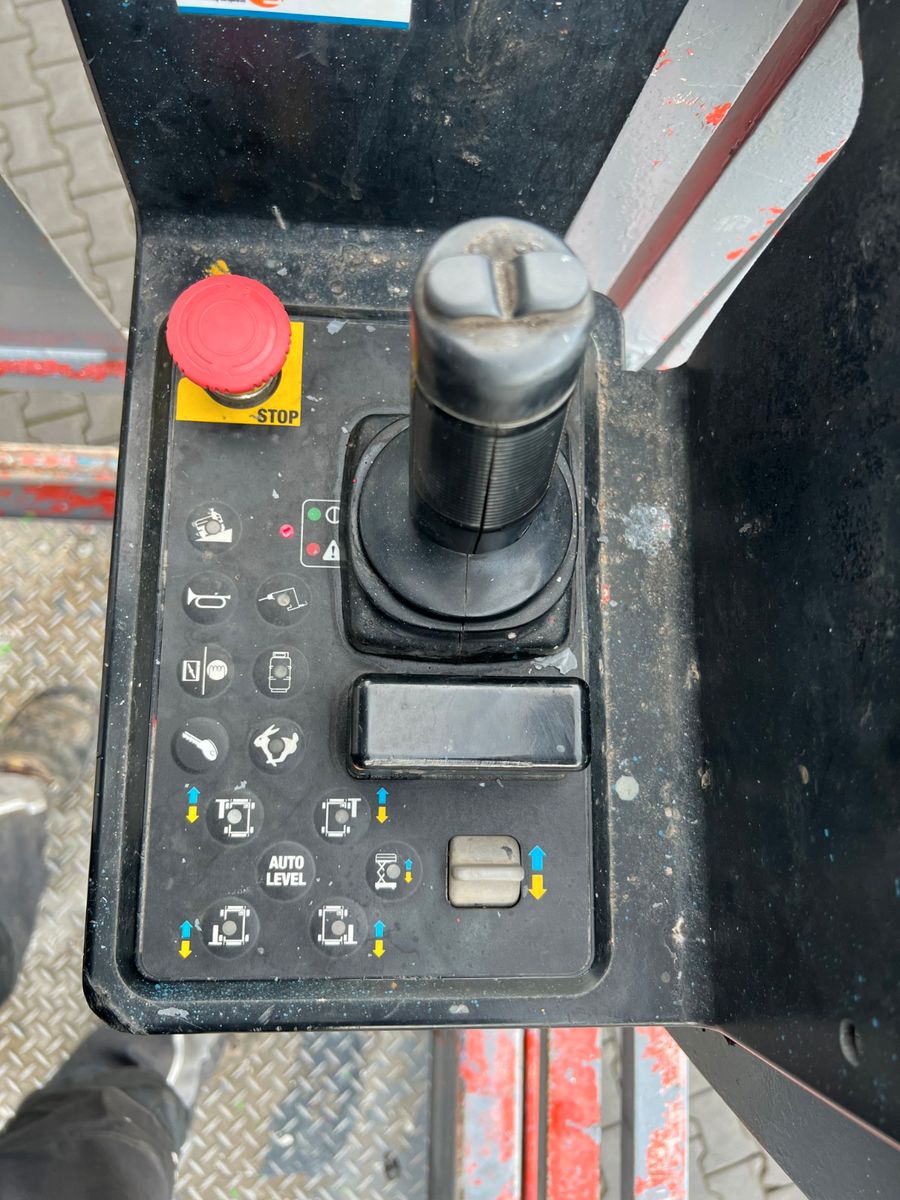 Fahrzeugabbildung Genie GS 2668 / 2.465h / Allrad / Arbeitshöhe: 9,90m