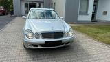 Mercedes-Benz E 220 CDI CLASSIC - Mercedes-Benz E 220 aus 2004: Cdi