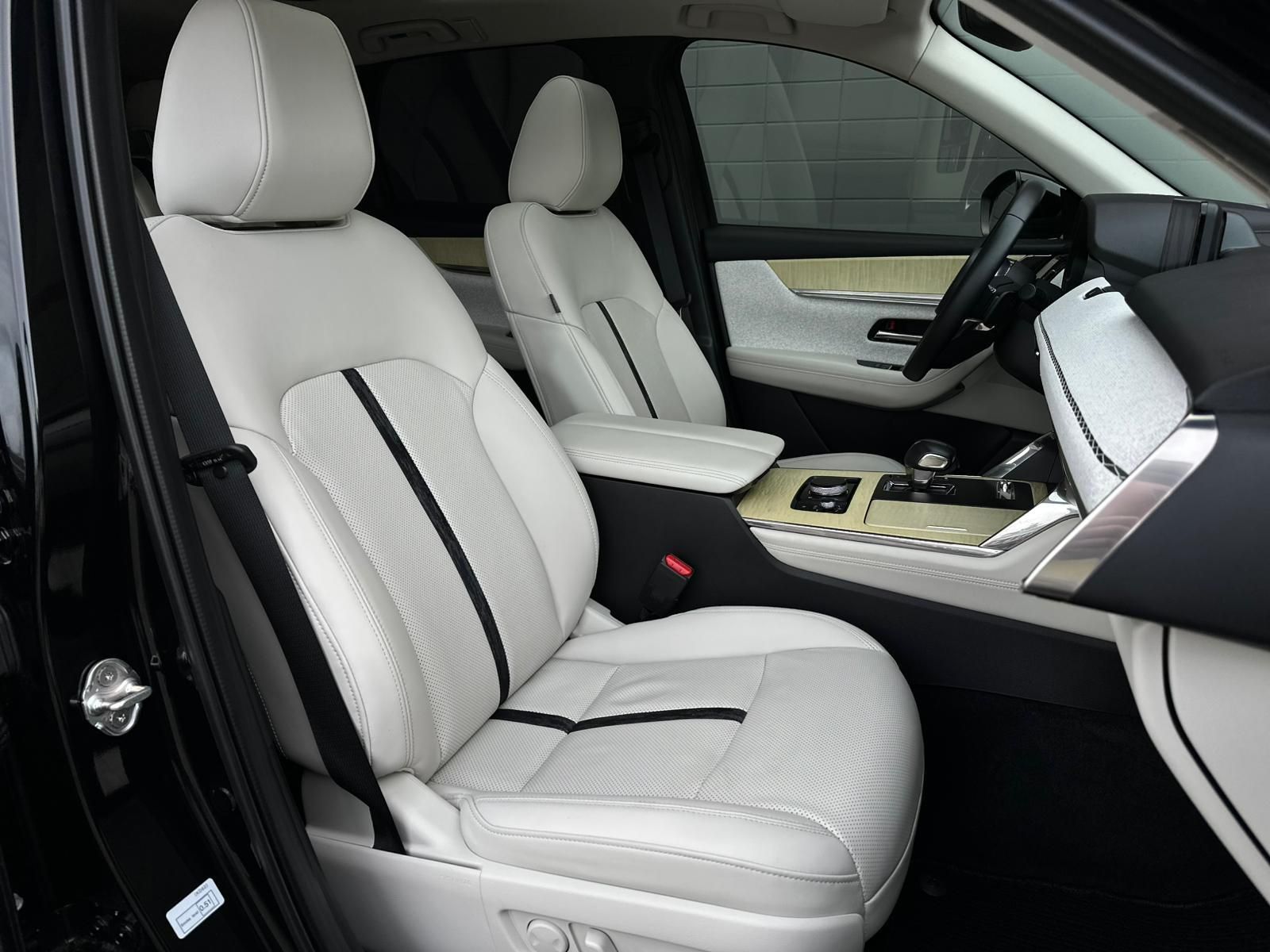 MAZDA CX-60 3.3D TAKUMI AWD* LED#PANO#4xSHZ#LH#KEYLESS - Image 17