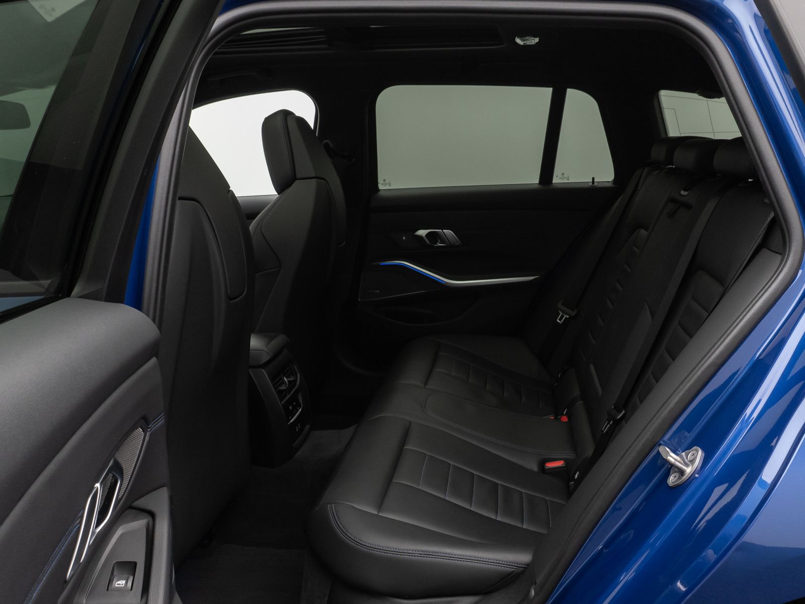 Fahrzeugabbildung BMW M340i xD Panorama Laser 360° HUD DAB H/K Komfort