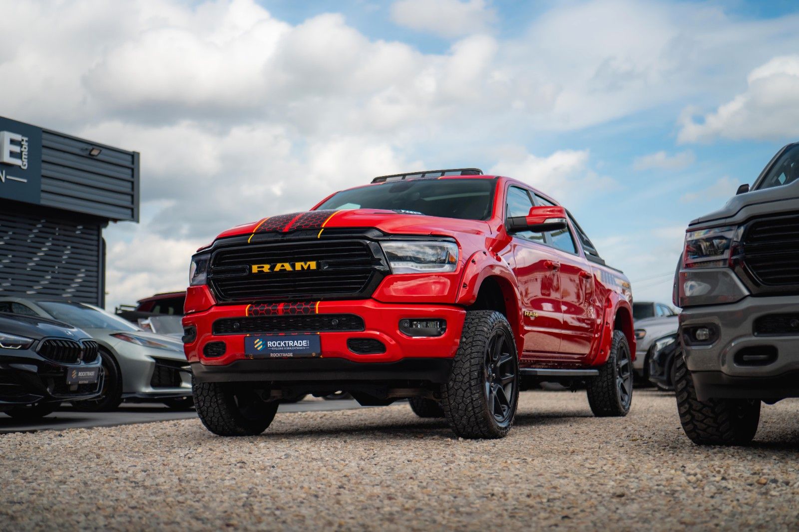 Fahrzeugabbildung Dodge RAM 5.7 V8 HEMI 4x4 LARAMIE LPG Offroad-Bodylift