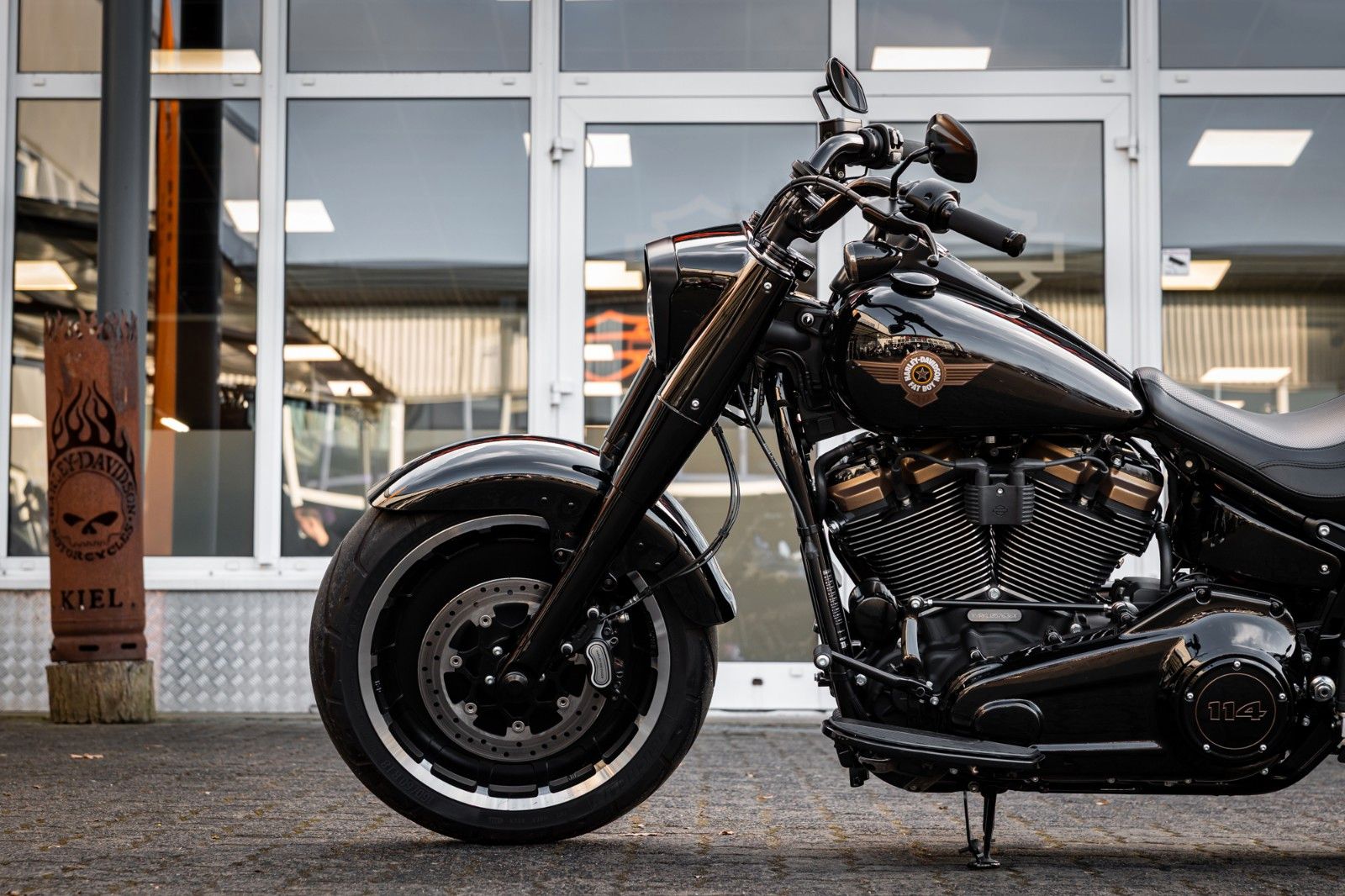 Fahrzeugabbildung Harley-Davidson Softail Fat Boy 30th Anniversary -Jekill & Hyde-