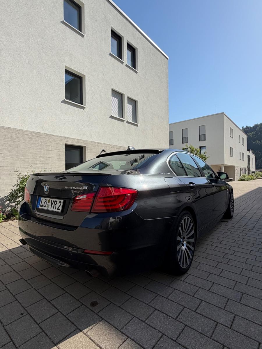 BMW ActiveHybrid 5 -8fach Bereift 