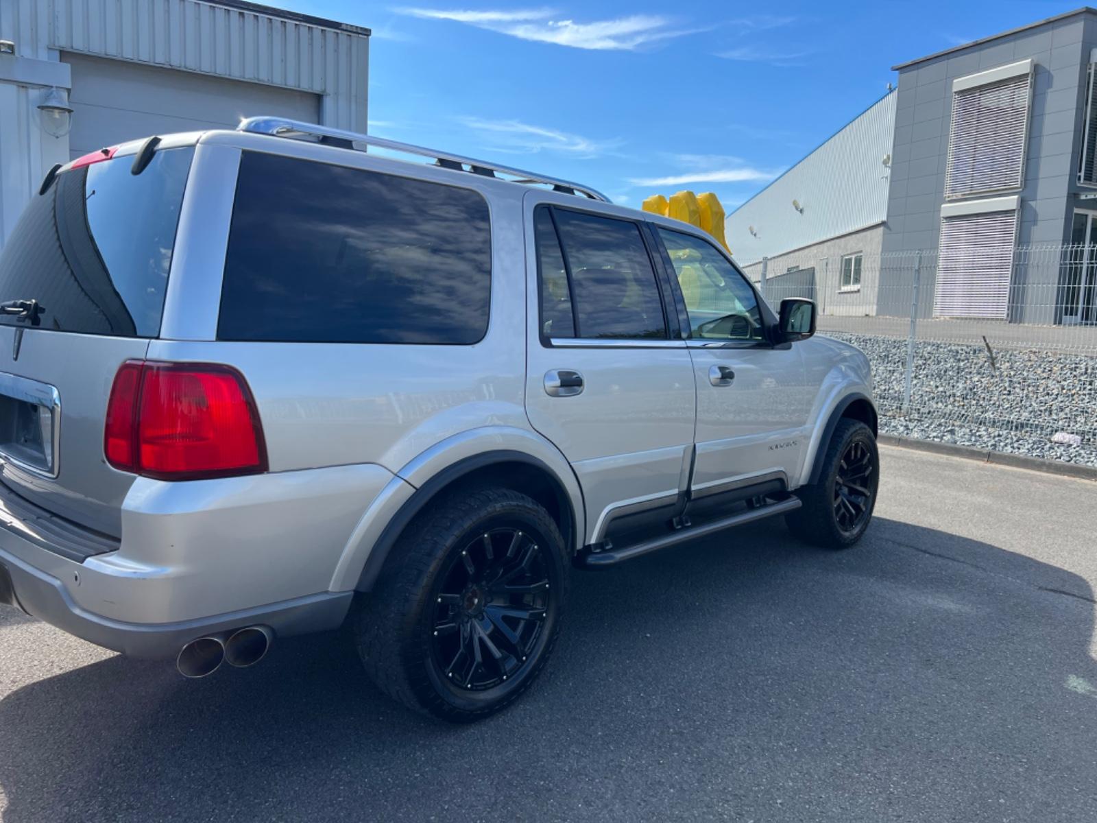 Lincoln Navigator Limited Gas-LPG