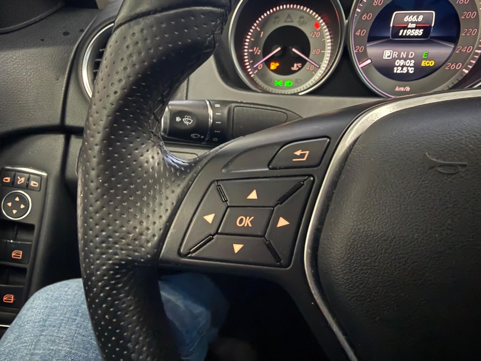 Mercedes-Benz C 180 CGI*LM*AUT*AVNTG*BI-XN*TMP*NAV*PTS*AHK*SHZ