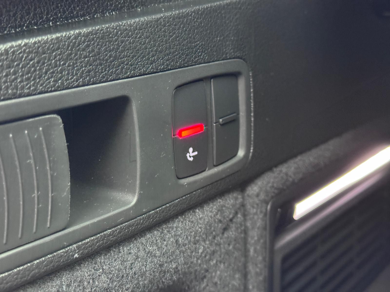 Fahrzeugabbildung Audi 40 TDI QA/S-LINE/PANO/B&O/MATRIX/AHK/360°/MEMORY