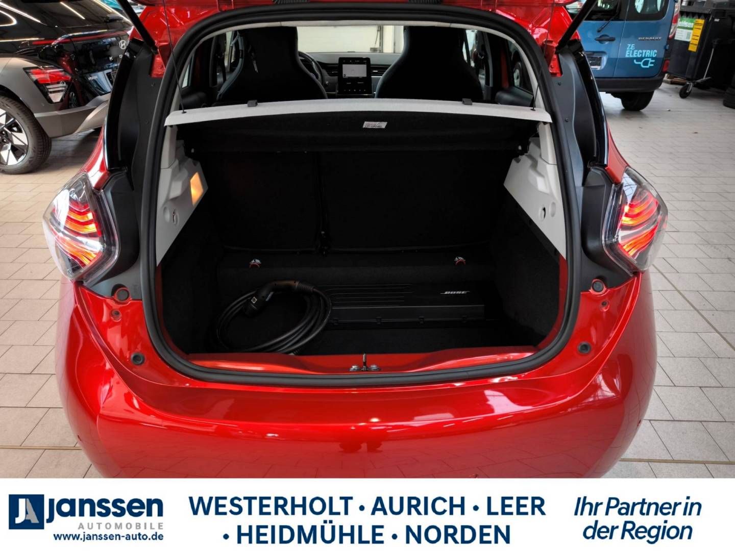 Fahrzeugabbildung Renault ZOE INTENS Batteriemiete R135 Z.E. 50