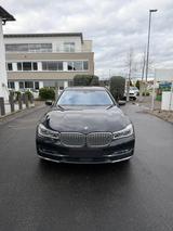 BMW 750 L i xDrive - BMW 750: 750i Xdrive