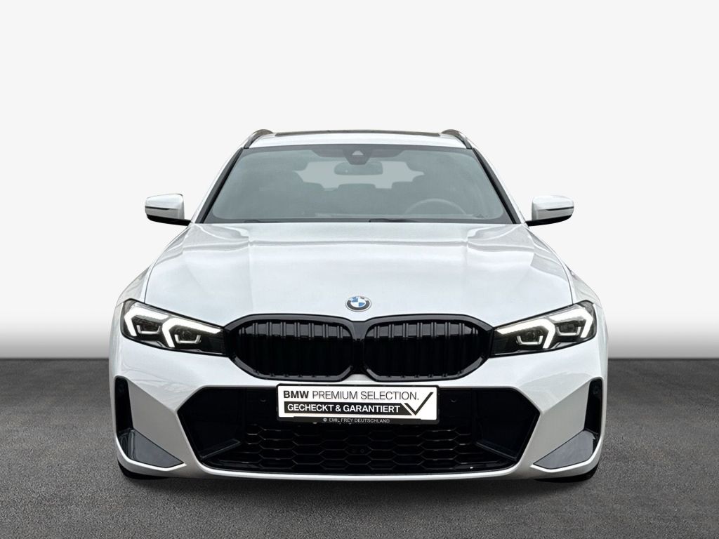 BMW 320i Touring Aut foto 4