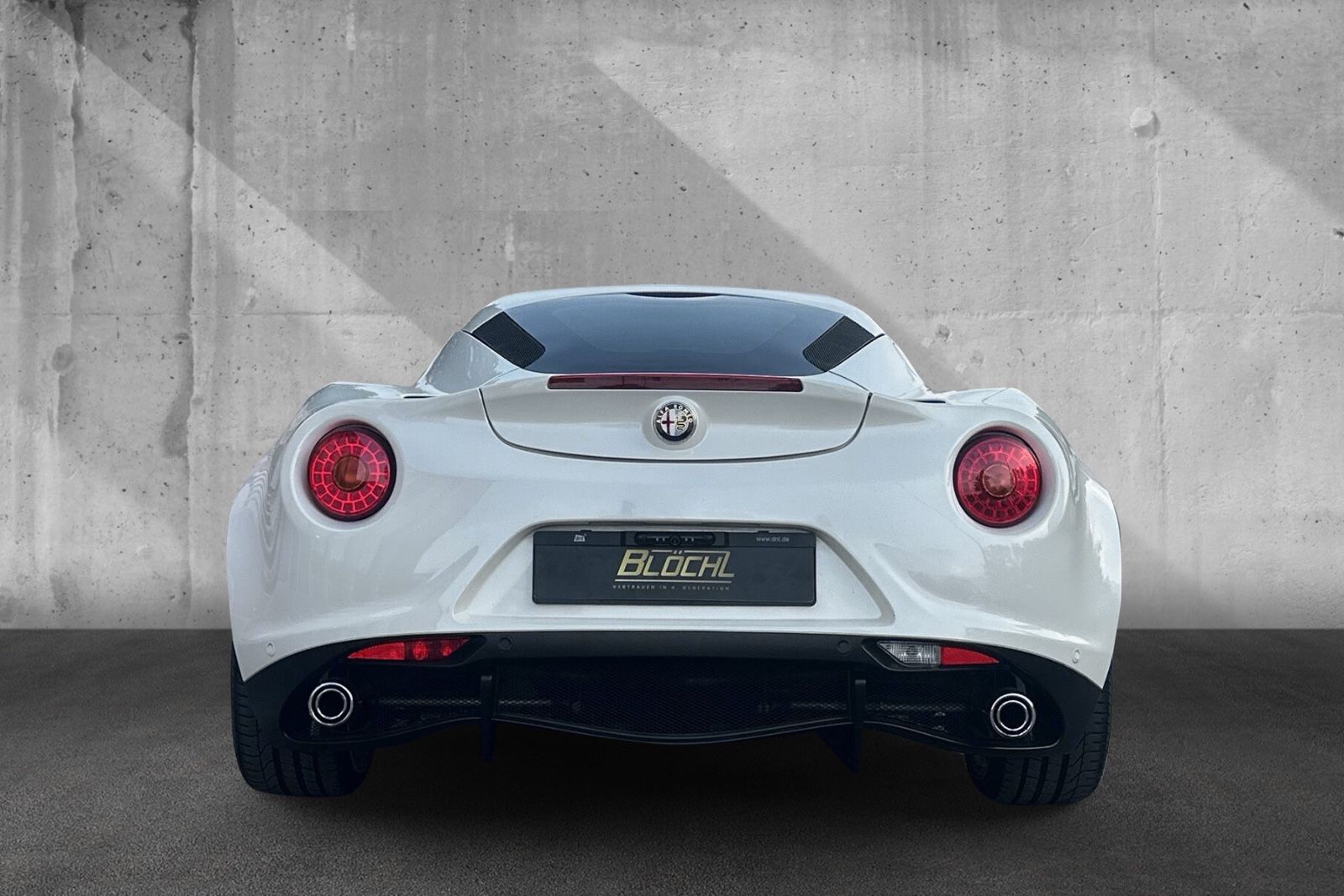 Fahrzeugabbildung Alfa Romeo 4C*1.Hand*Deutsches Auto*Carbon Scheinwerfer
