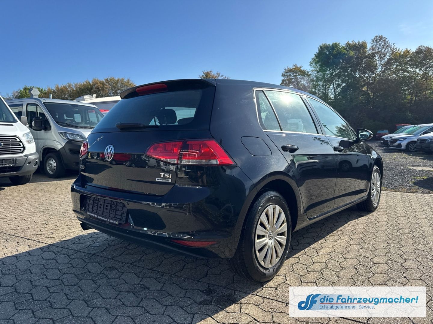 Fahrzeugabbildung Volkswagen Golf VII Trendline BMT Dyn. Kurvenlicht *EXPORT