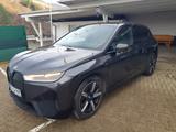 BMW iX xDrive40 - - BMW iX von privat