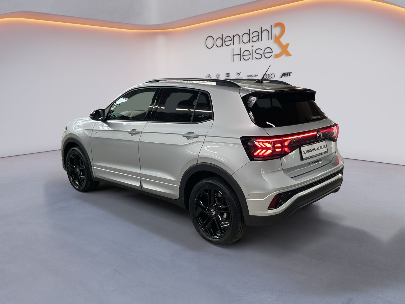 Volkswagen T-Cross R-Line 1.0 l TSI 85 kW (116 PS) 7-Gang-D imagem 3
