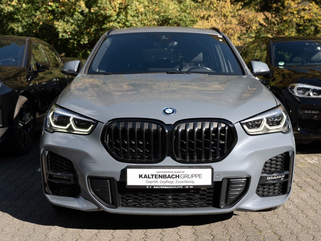 BMW X1 xDrive25e M-Sport HUD LED NAVI KAMERA SHZ PDC foto 3