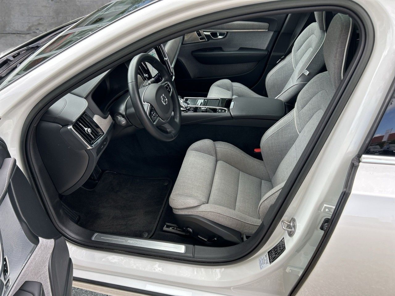 Volvo V90 Recharge T8 AWD Ultimate Bright Klima Navi foto 9