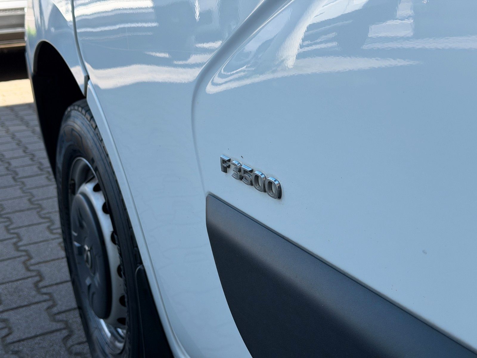 Fahrzeugabbildung Opel Movano B Kasten L3H2 3,5t 136PS Diesel!