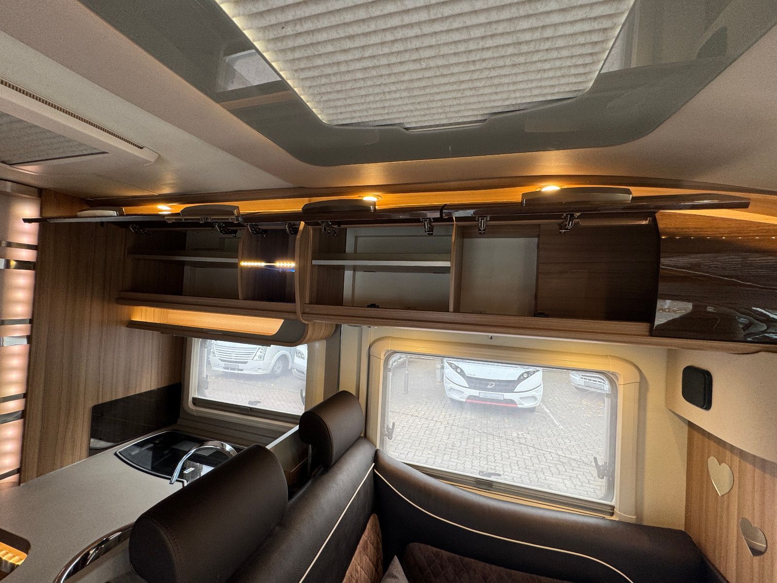 Fahrzeugabbildung Knaus SUN TI 700 MEG PLATINUM SELECTION FIAT 1.HAND