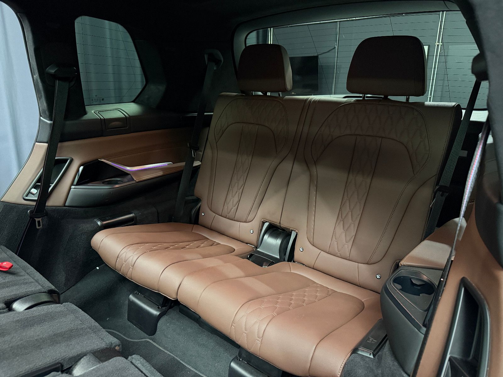 Fahrzeugabbildung BMW X7 xDrive 40 d M Sport PRO|SKY-LOUNGE|7-SITZE|