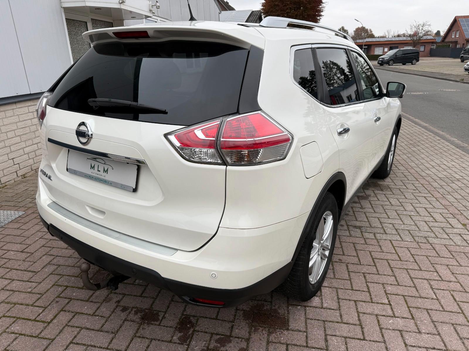 Nissan X-Trail Acenta Automatik Navi Kamera Panorama AH