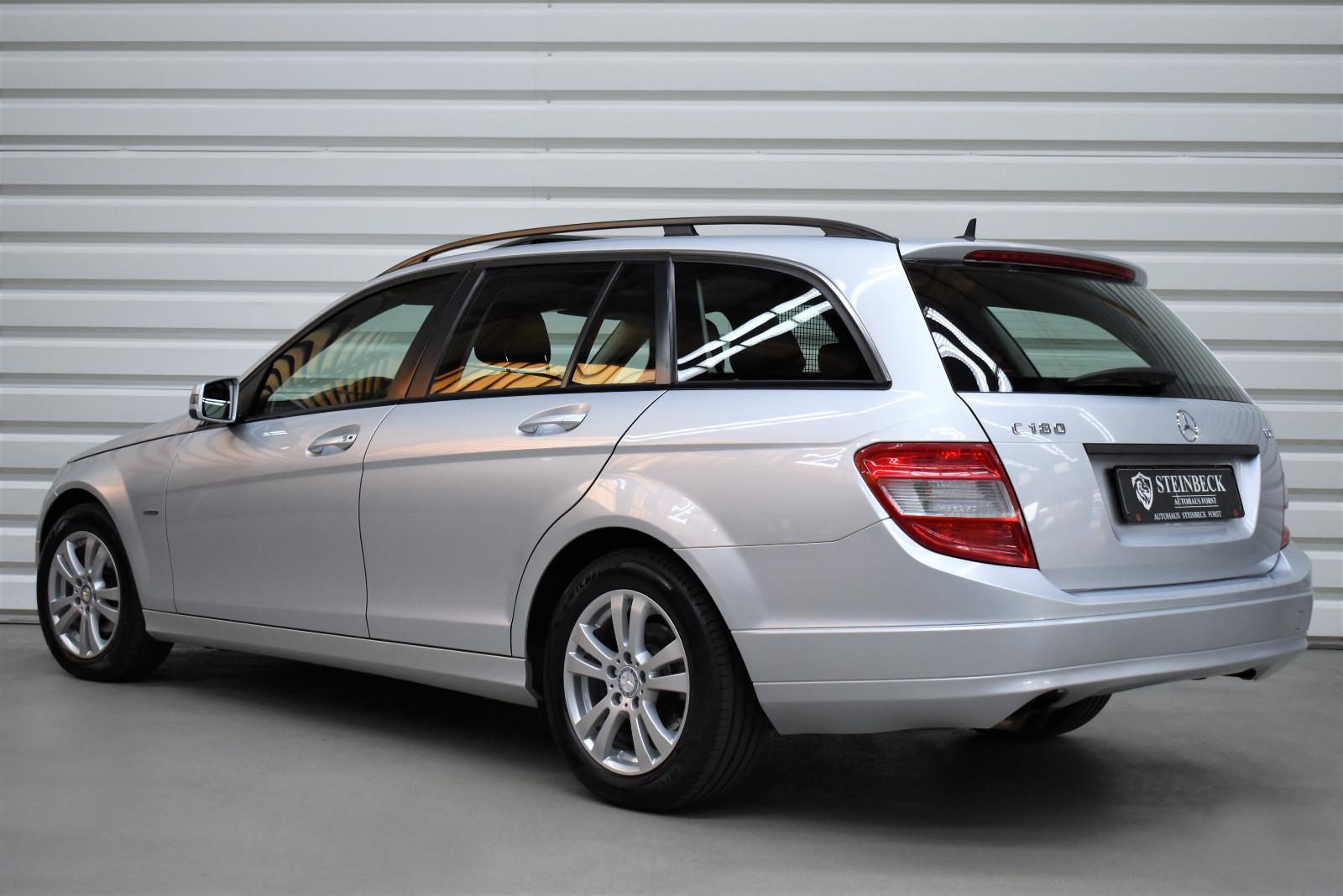 Mercedes-Benz C 180T CGI Classic+1.Hand+AHK+Schiebedach