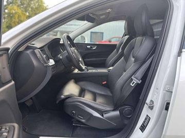 Volvo XC60 - 11