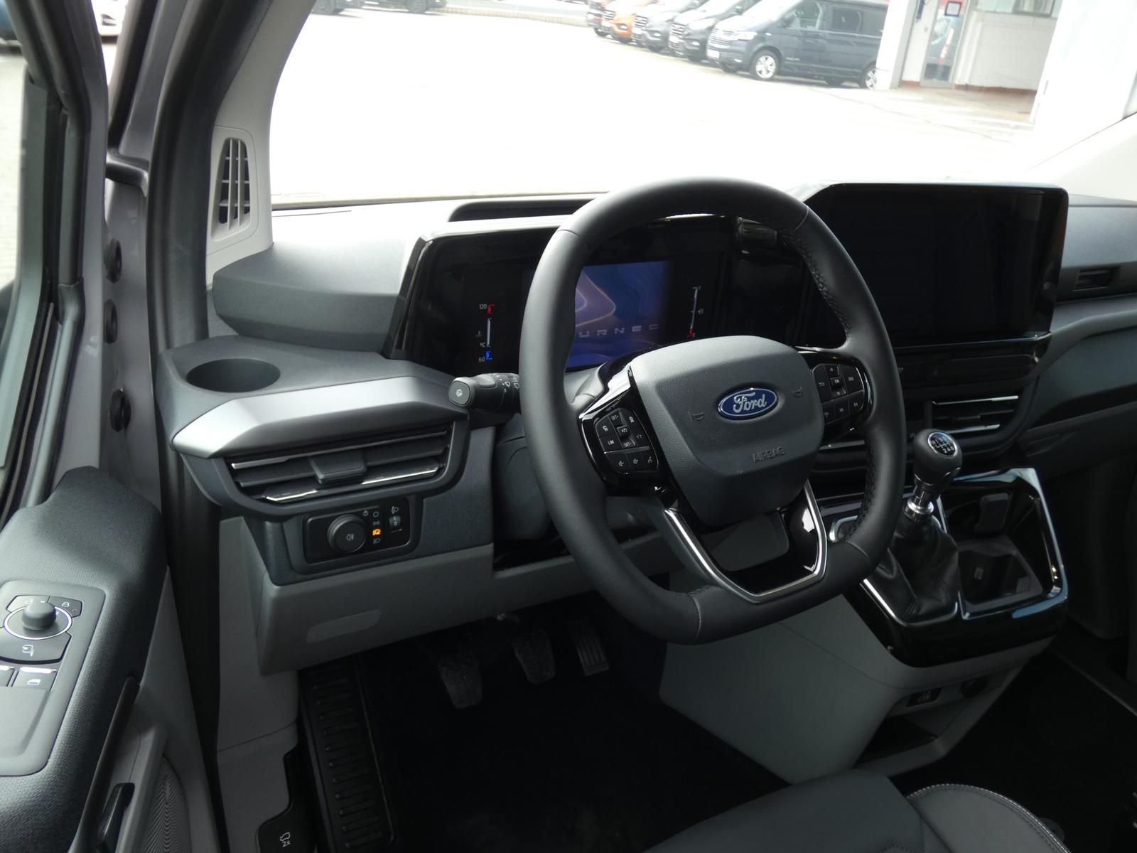 Ford Tourneo Custom - Bild 2
