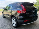 Volvo XC40 Core 2WD/RCAM/LED/AHK/ACC/SHZ/LHZ/KEYLESS/ - Volvo aus 2023
