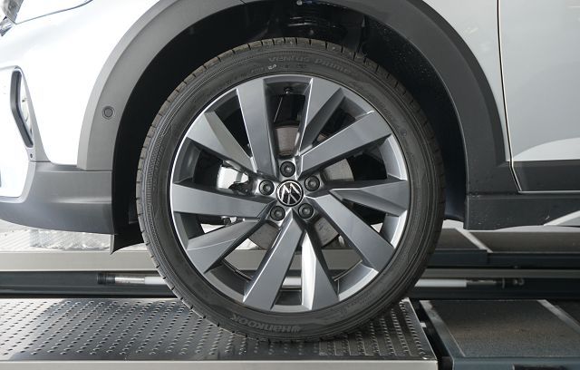 Fahrzeugabbildung Volkswagen Taigo Style 1.0 TSI DSG *Panorama, IQ.Light, IQ.
