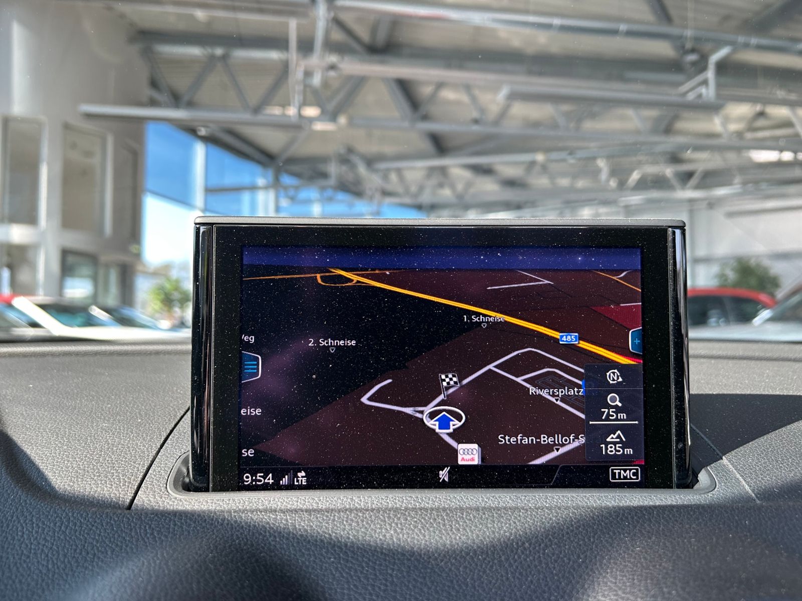 Fahrzeugabbildung Audi A3 Cabriolet 35 TFSI S line sport Nackenhz AHK L