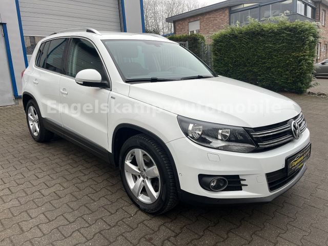 Volkswagen Tiguan 2.0 TDI Sport & Style/NAVI/AHK/SCHECKHEFT